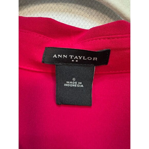 Ann Taylor Shirt Top Button Up Long Sleeve Stretch Polyester Red Women's Size 6 - Picture 3 of 13